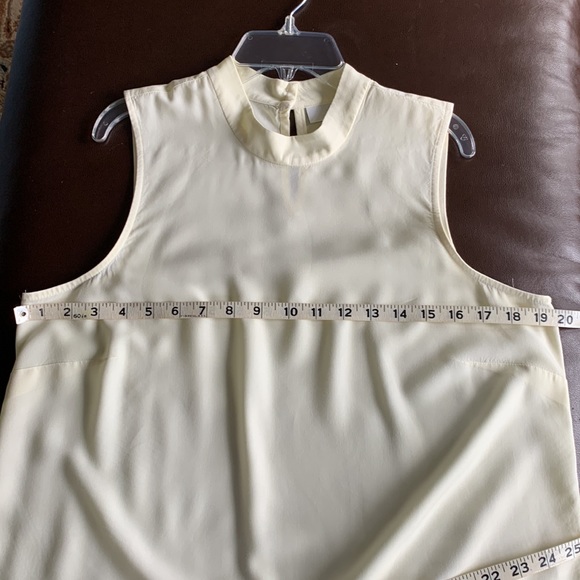 J. Jill Sleeveless A-line Tunic with  High Neck Ivory SP - Picture 9 of 10